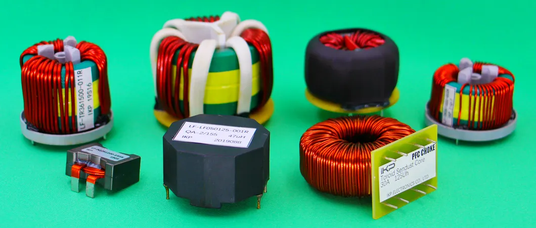 Vertikale Common Mode Choke Coil mit toroidalem Mn-Zn Ferritkern in Solar- und Windenergie